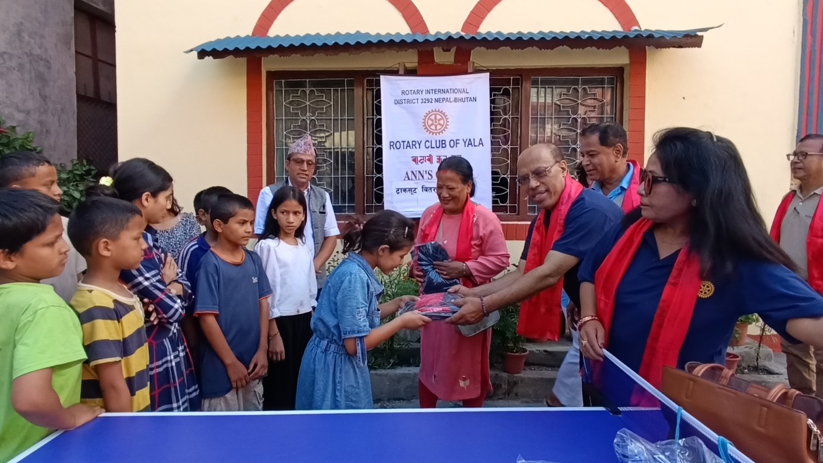 Distribution of T-shirt & Tracksuits